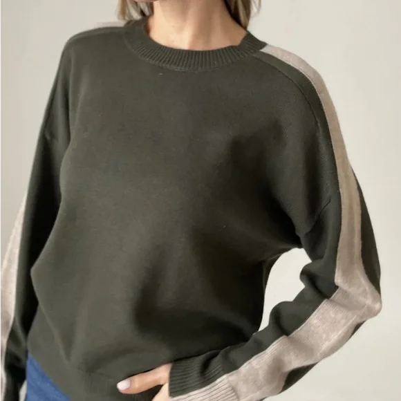 Six/Fifty (olive/latte] Sweater. L - Picture 3 of 3